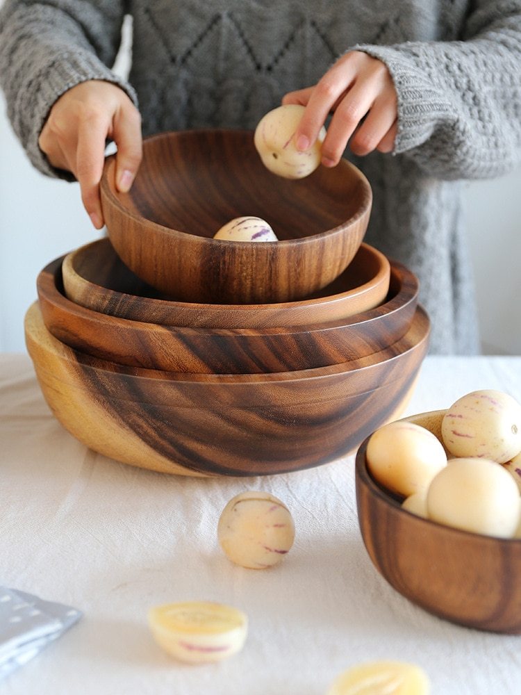 Natural Wooden Bowl - Kitchen Essential