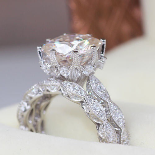Zircon Statement Rings - Elegant Women's Fashion Jewelry