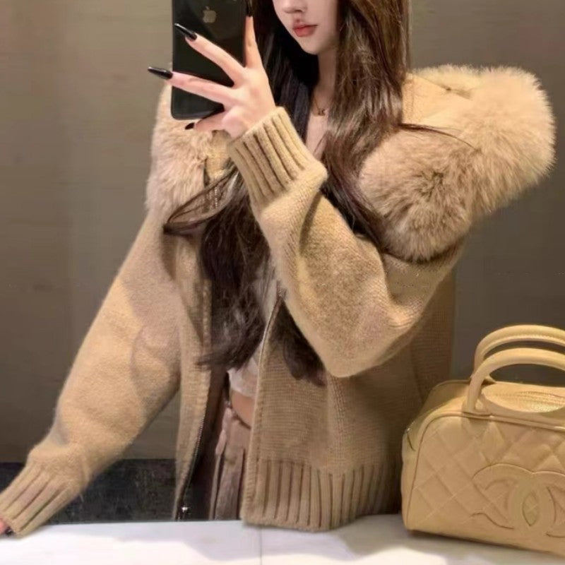 Women's Imitation Fox Fur Collar Sweater - Stylish & Warm