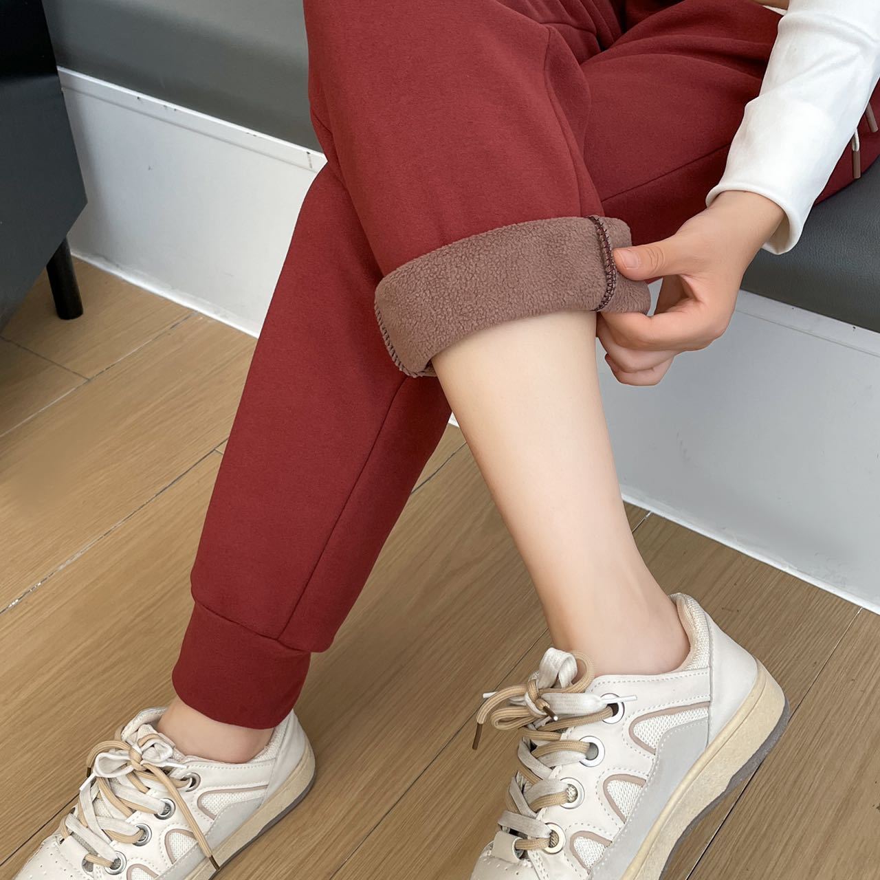 Women's Windproof Sweatpants