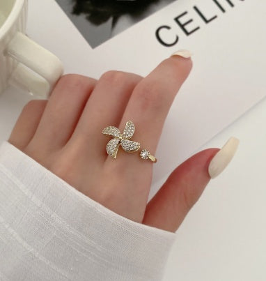 Rotating Four Leaf Clover Ring - Adjustable Copper Fashion Ring