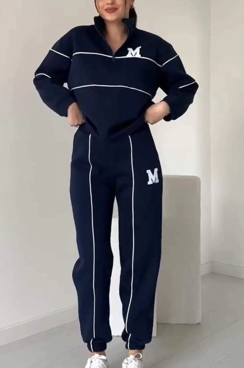 Women's 2 Piece Lounge Set - Comfortable & Stylish Sweatsuit
