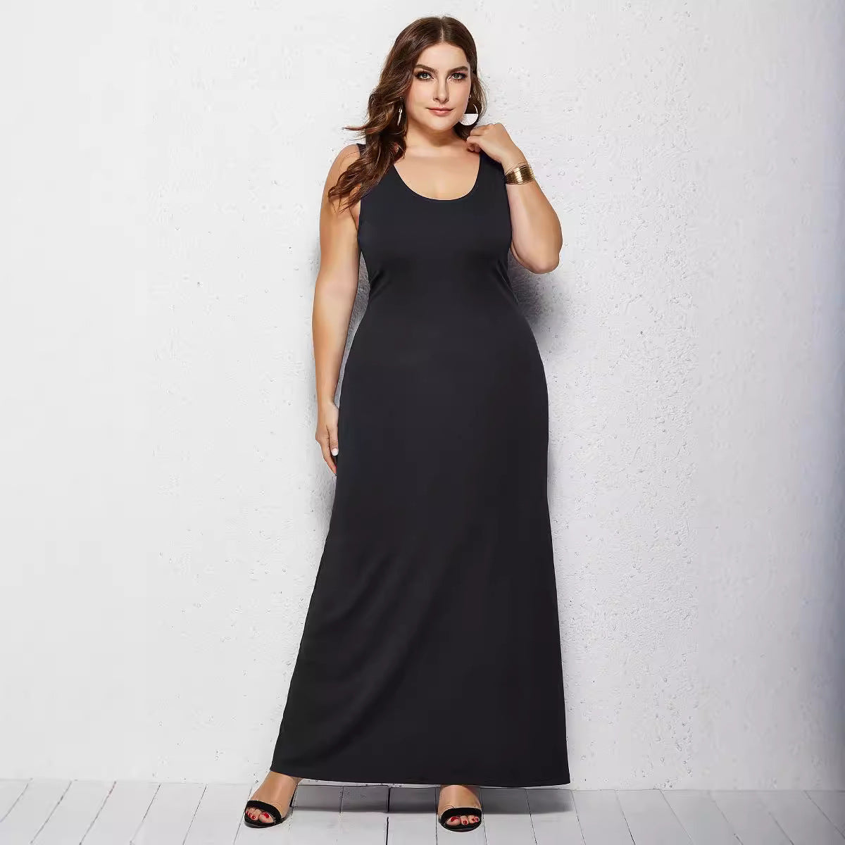 Plus Size Knitted Dress - Stylish & Comfortable