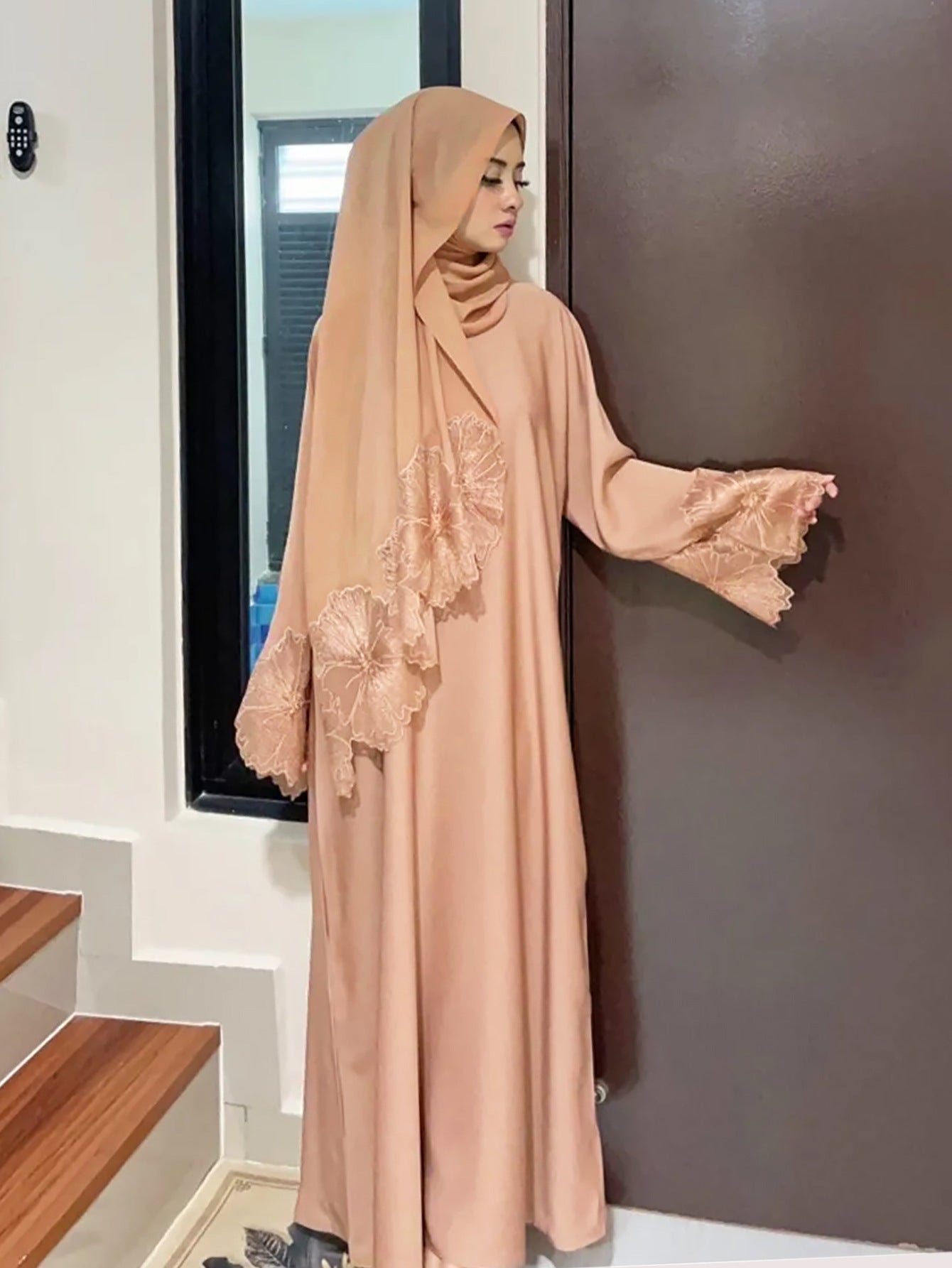 Women's Muslim Robe Malay Indonesian Dress With Headscarf